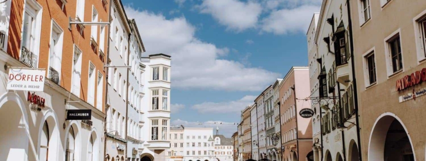 Immobilienbewertung Rosenheim-Happing: Arkaden am Max-Josefs-Platz in der Rosenheimer Innenstadt
